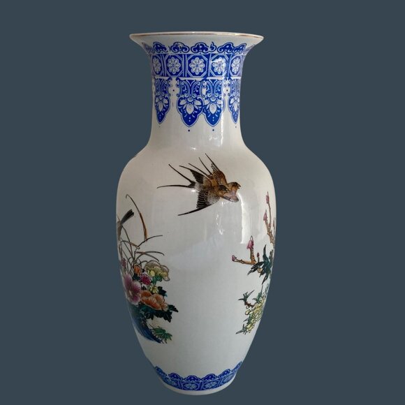 Vintage Asian Porcelain Vase With Bird Pheasant Floral - Picture 5 of 8